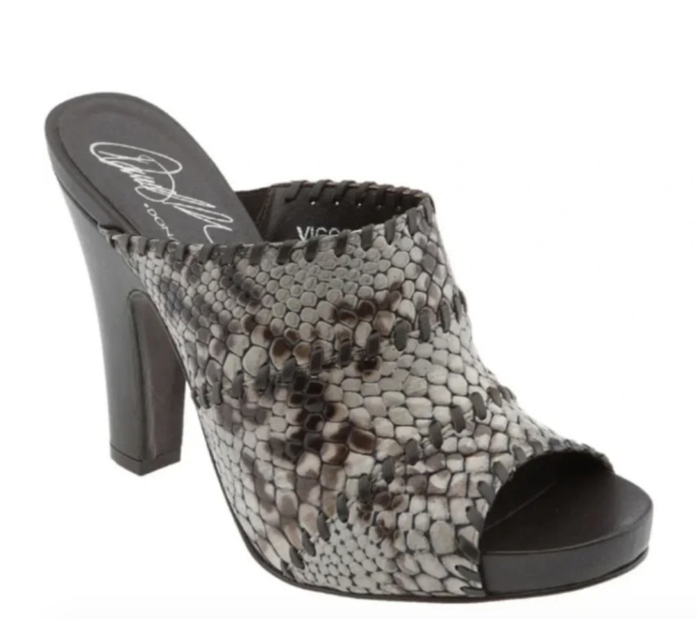 Donald Pliner, Python Print, Mule, Size 10, 5 in heel.